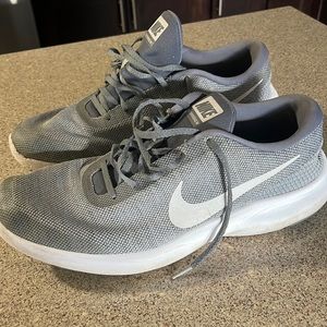Nike Flex Shoes